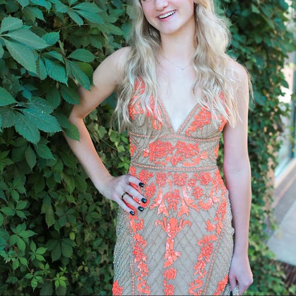 54237 sherri hill